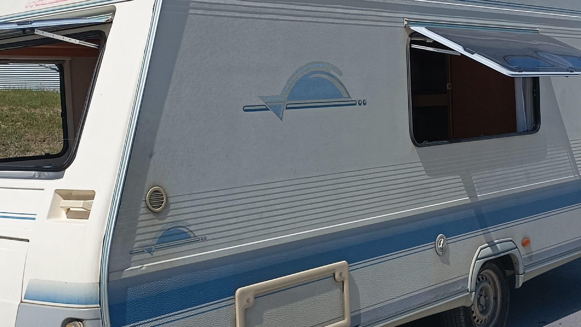 Caravana Adria B-542PK