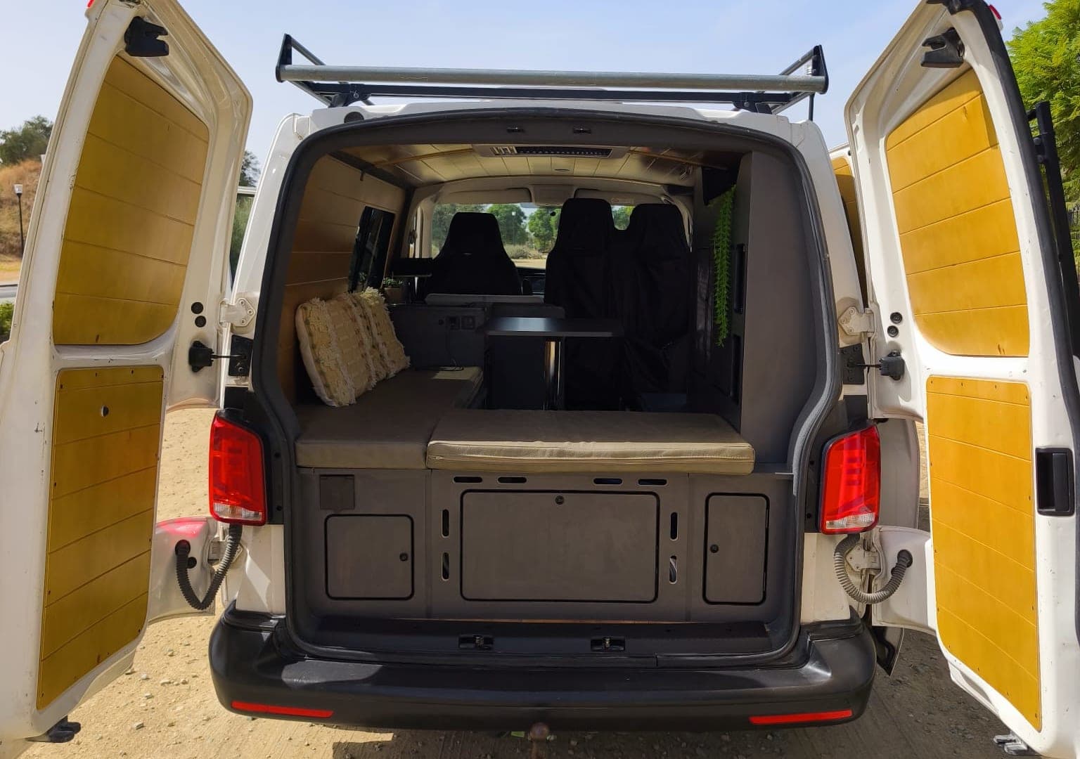 Volkswagen Transporter T6.1 Camper 2020 – Homologada como vivienda, lista para viajar