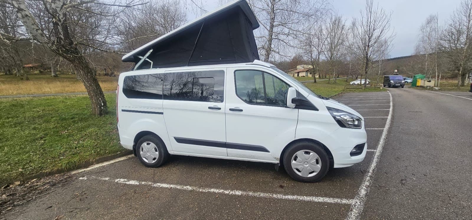 Ford Transit Custom de 2021 camperizada en 2024. Lista para viajar!!!!