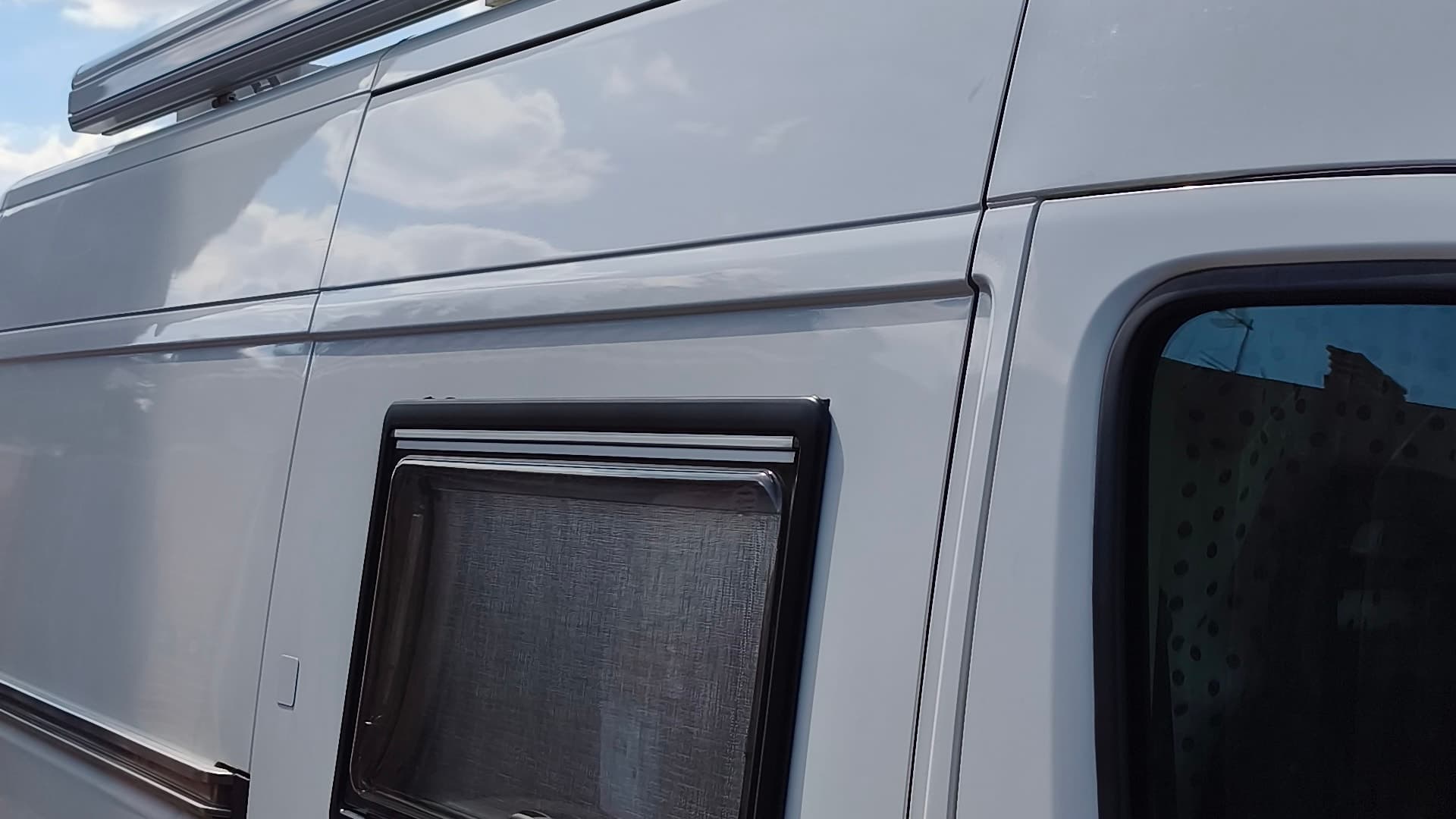 Citroen Jumper camperizada HDI 130 F35 L3 H2 del 2016.