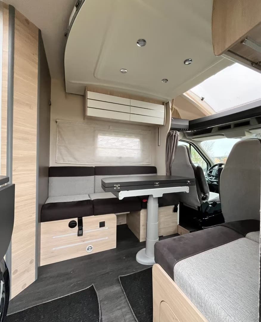 Ford Tranist Chausson